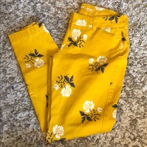 Old Navy pixie pant